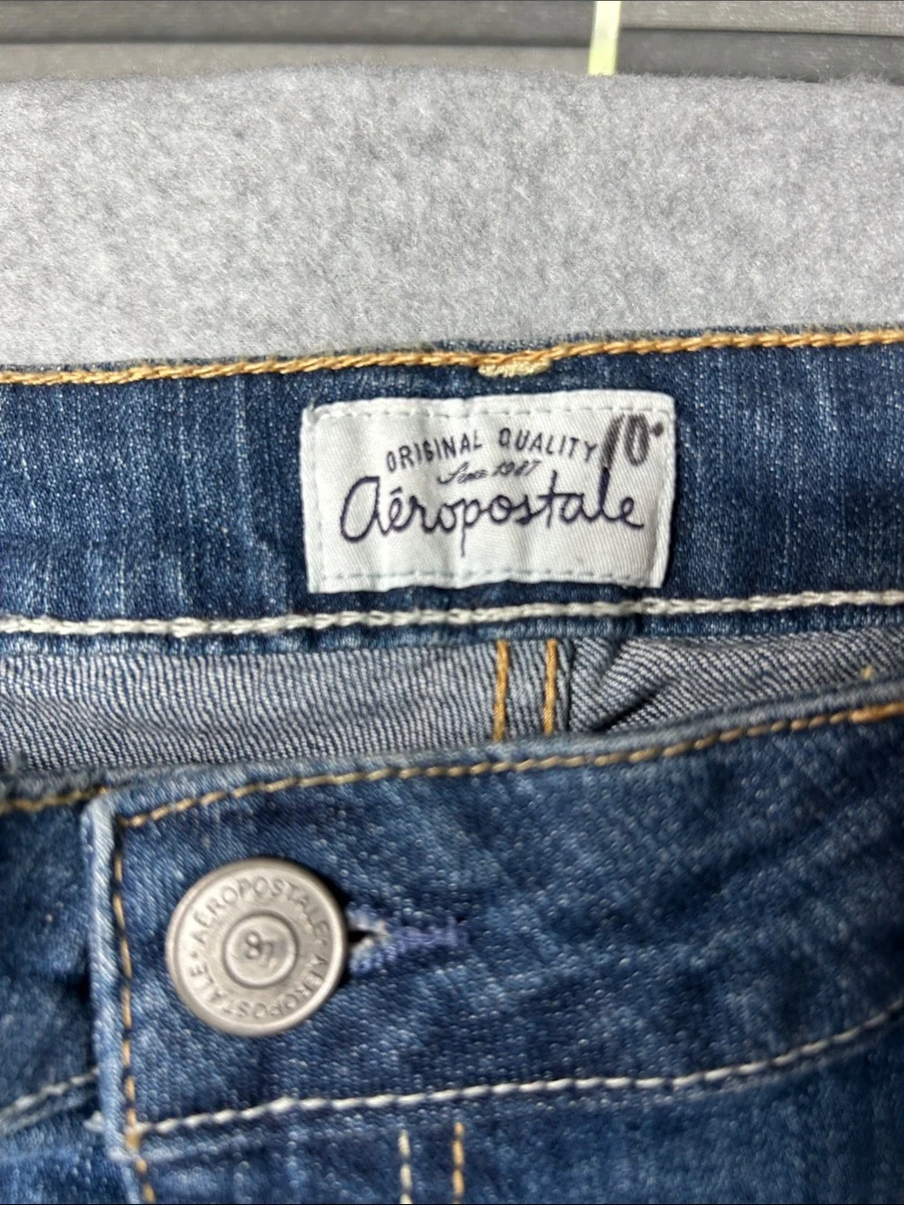 Aeropostale‎ Women's Blue Skinny Jeans with Distressed Details